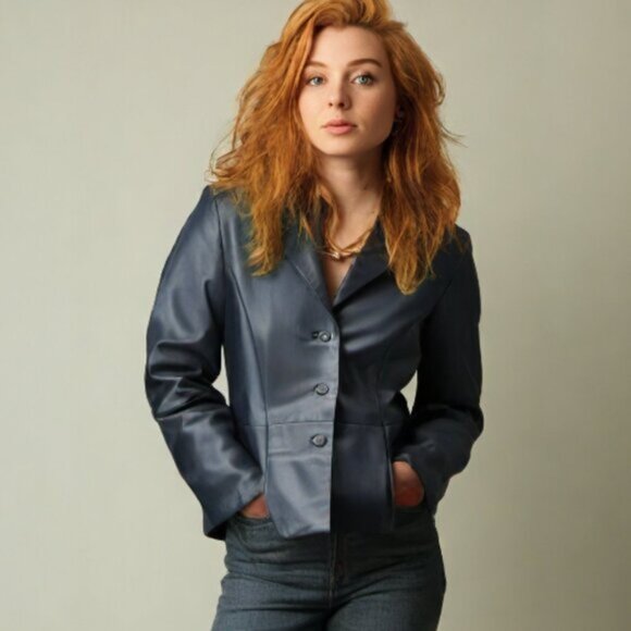 Danier Navy Leather Jacket - Picture 3 of 16